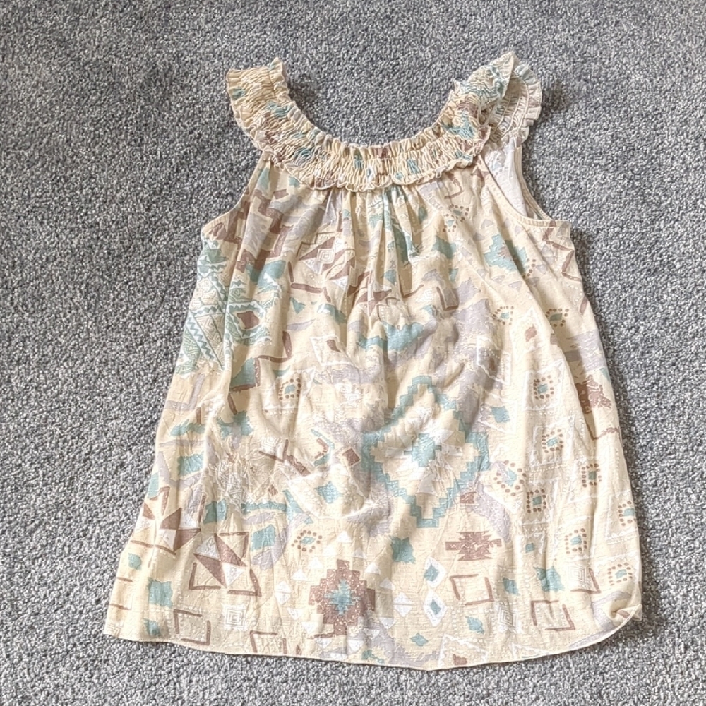 Patterned Top with Ruffle Sleeves - Picture 4 of 4